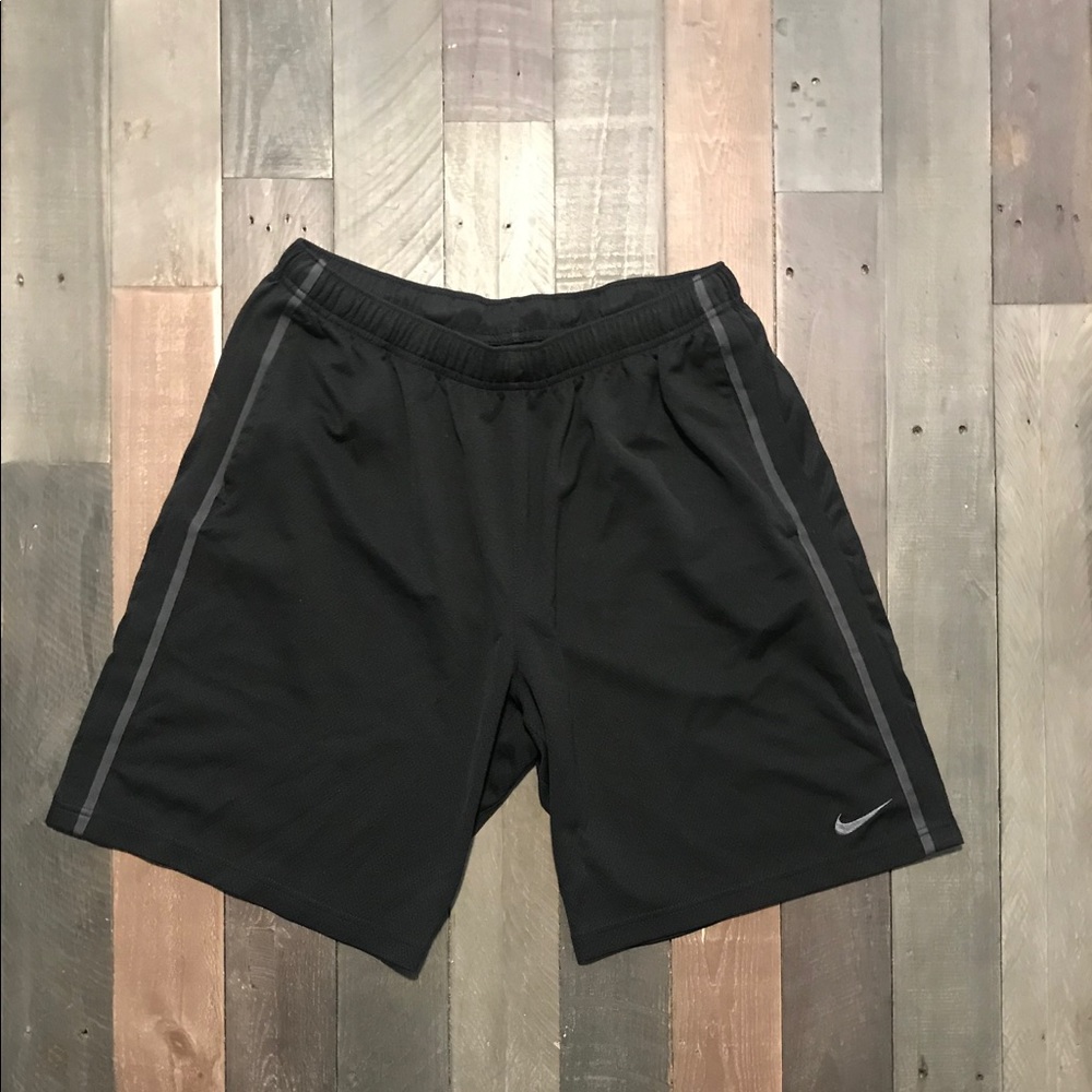 Men’s Large Nike Running Shorts